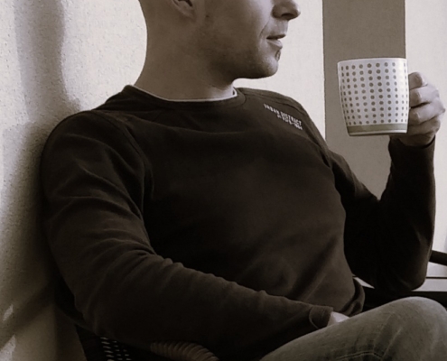 Naslovna za prispevek 2024